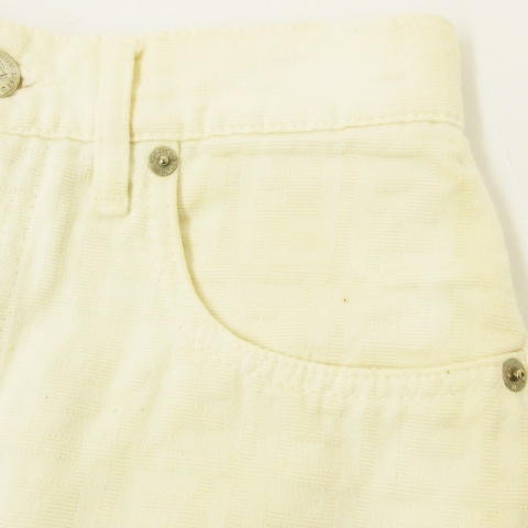 FENDI⭐︎タイトスカート　40 FENDI タイトスカート ホワイト 40