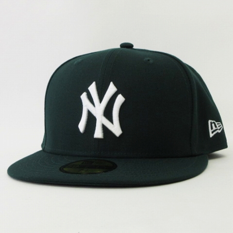 美品NEW ERA ニューヨーク・ヤンキース キャップ MoMA9TWENTY 美品 NEW ERA×ヤンキース キャップ ピンク  | ニューエラ (New