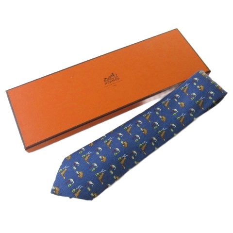 【中古】エルメス HERMES 美品 7786FA ネクタイ シルク100 キツネ柄 ネイビー 紺  メンズ エルメス HERMES 美品 7786FA ネクタイ シルク100 キツネ柄 ネイビー