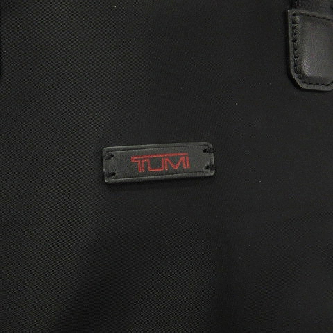 美品 TUMI トゥミ 三つ折り式 ガーメントケース ブラック黒 ナイロンレザー 美品 TUMI トゥミ 三つ折り式 ガーメントケース ブラック黒