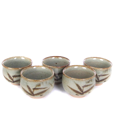 お値下げしました新品　有田焼　作家もの　とっくり　おちょこ　珍味入れ一輪挿しにも 有田焼 桂山作 酒器 とっくり おちょこ 食器 焼き物 緑系 □YGT