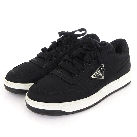 プラダ PRADA RE-NYLON スニーカー ローカット 三角プレート ロゴ 