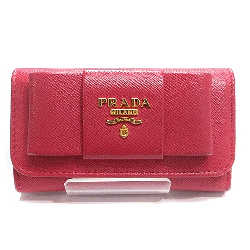 PRADA ピンク サフィアーノレザー キーケース ほしい
