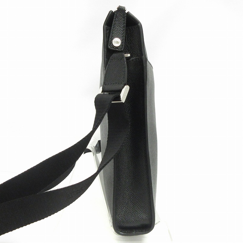 ブルガリ BVLGARI ブルガリマン メッセンジャーバッグ ショルダー 肩