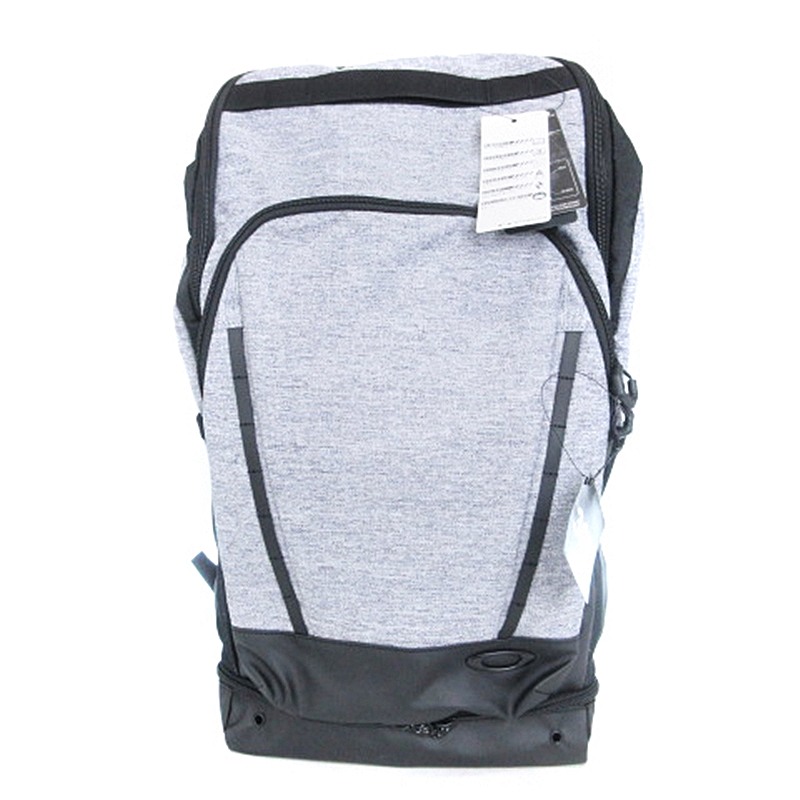 オークリー OAKLEY タグ付き ESSENTIAL BACKPACK L 6.0 エッセンシャル 