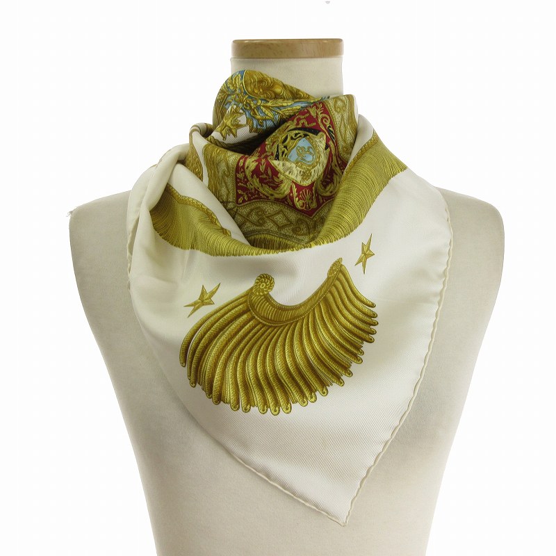 エルメス　スカーフ 90cm 「CAVALERIE FRANCAIS」柄 エルメス HERMES サーベル Poste et Cavalerie カレ90 スカーフ