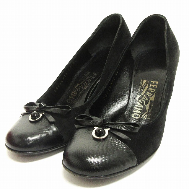 ほぼ未使用　サルバトーレフェラガモ　パンプス　ガンチーニ サルヴァトーレフェラガモ Salvatore Ferragamo ガンチーニ パンプス