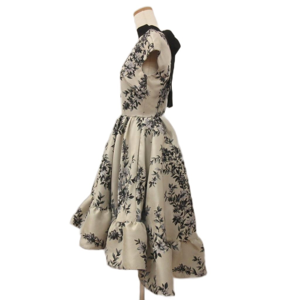 【中古】フェンディ ジャガード フラワー フローラル ドレス ワンピース 半袖 フレア FD9519 アイボリー系 36 フェンディ FENDI 美品 ジャガード フラワー フローラル ドレス