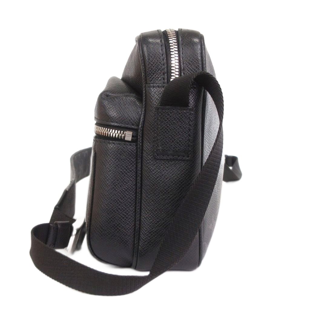 ⭐︎K⭐︎ ルイヴィトン アウトドア・メッセンジャーPM LV アウトドア・メッセンジャーPM ルイヴィトン アウトドア