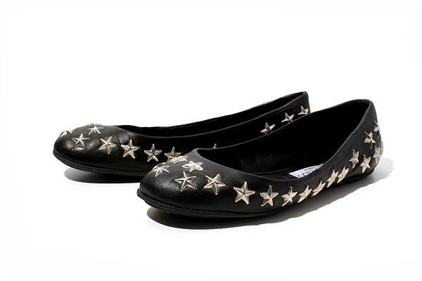 Jimmy Choo ジミーチュウ スタッズ 星 不穏 フラットシューズ