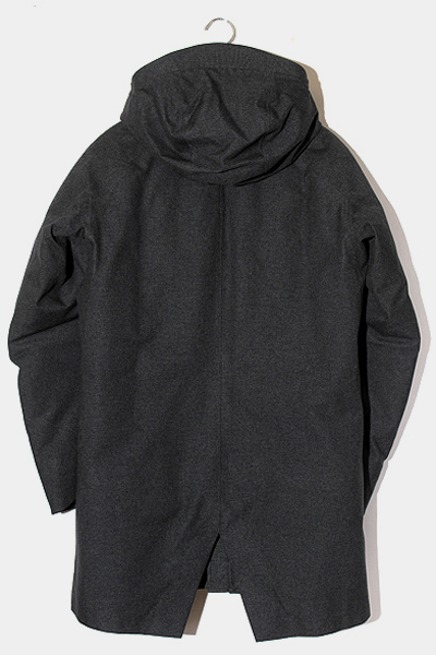ロ*キ様 ARC'TERYX Veilance モニターコート　グレー アークテリクス ヴェイランスのモニターコート | HUES 福岡セレクト