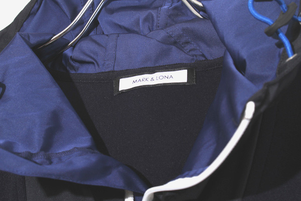 MARK&LONA マーク＆ロナ ロゴ ワッペン ハーフジップアップ 切替 プル  