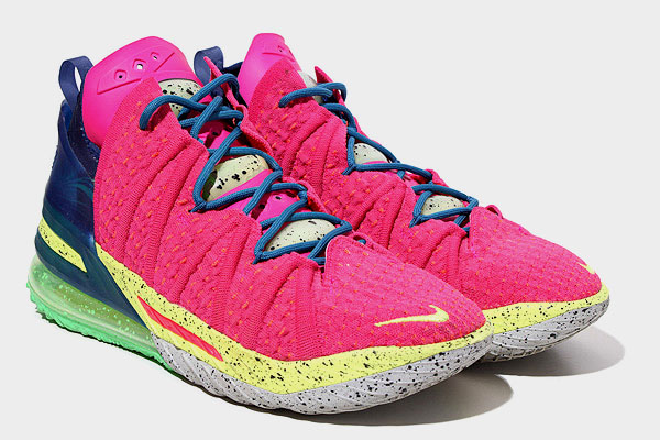 新品・未着用】NIKE レブロン19 バスケットボールシューズ 青