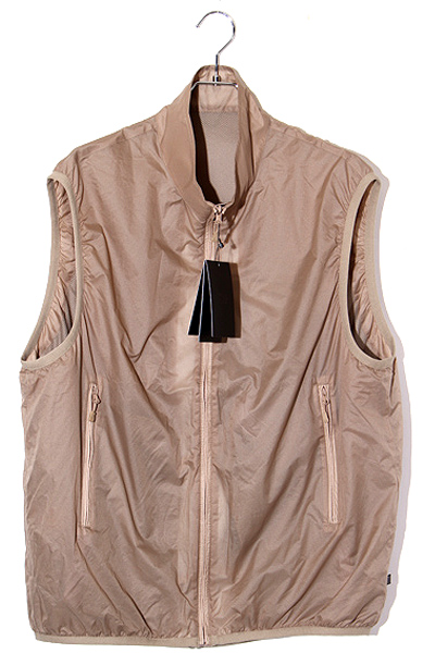 DAIWA PIER39 リバーシブルベスト ベージュ DAIWA PIER39 (ダイワピア39) TECH REVERSIBLE PULLOVER PUFF
