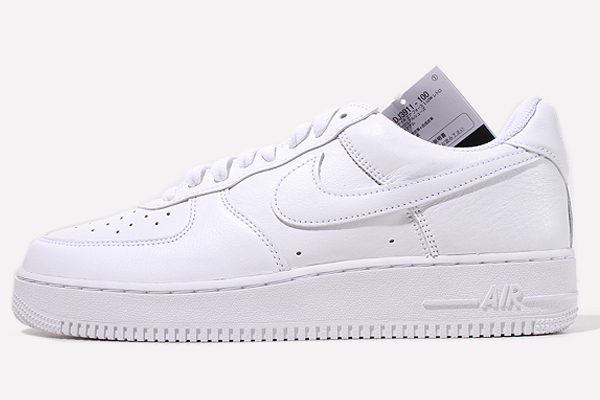 NIKE ナイキ　００s ダウンベスト ホワイト　Lサイズ　希少ホワイト ナイキ NIKE AIR FORCE 1 HIGH L/M 20TH エア フォース 1 ハイ