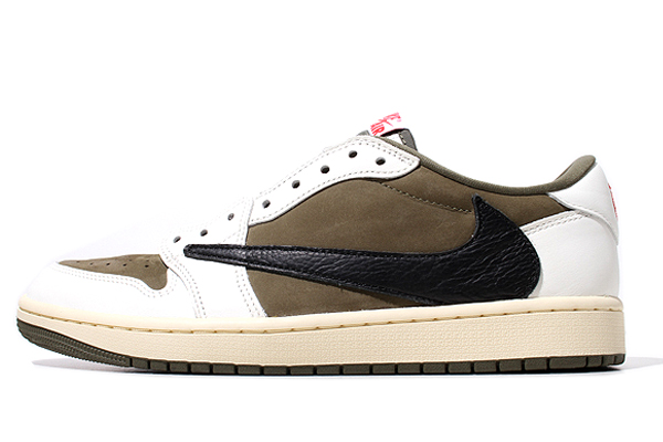 NIKE トラヴィススコット　27センチ　レトロ NIKE・Travis 27.5cm トラヴィス 最安値 9月限定