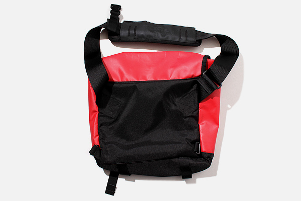 THE NORTH FACE ザノースフェイス PVC ショルダーバッグ