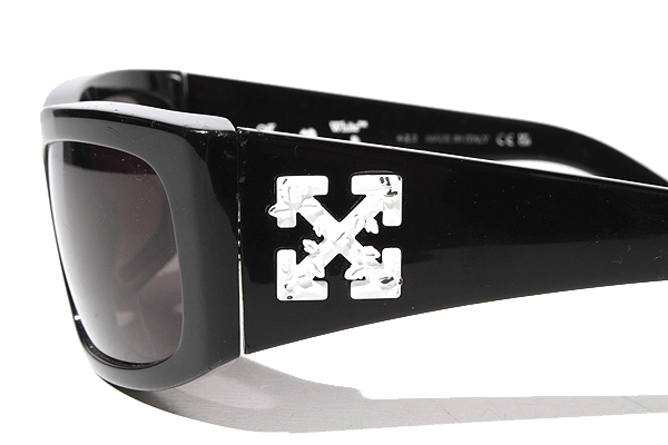 OFF WHITE サングラス オフホワイト　ブラック 国内送】オフホワイト☆ARROW・UVカットサングラス (Off-White