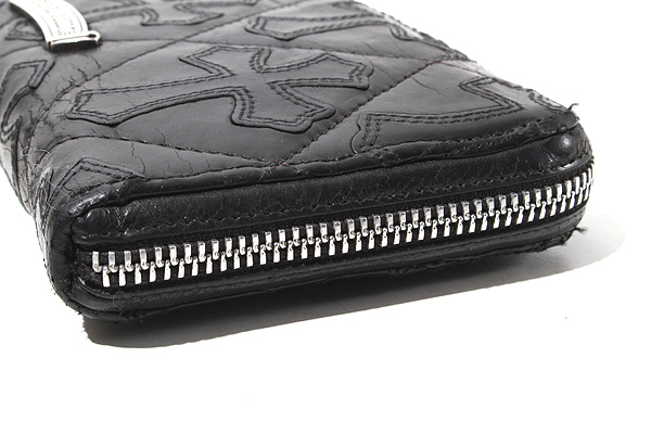 Chrome Hearts 長財布 セメタリー キルティング クロスパッチ Chrome