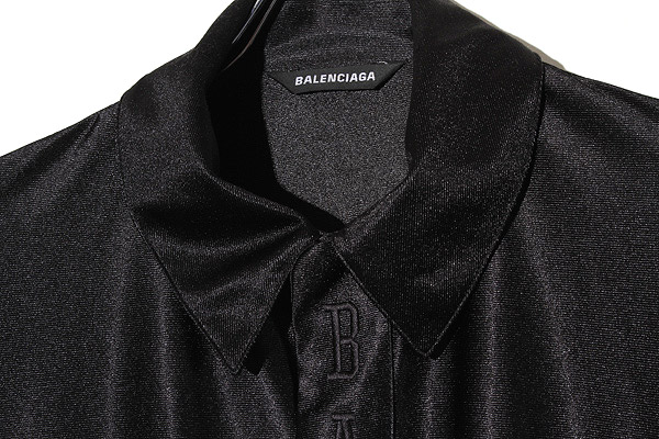 BALENCIAGA バレンシアガ ロゴ刺繍 スナップボタン サテン ロング