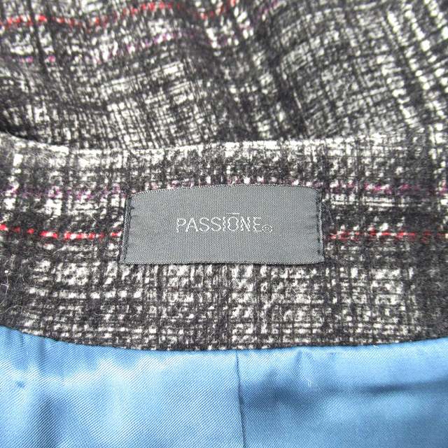 美品 パシオーネ PASSIONE イタリア製ファブリック使用 ノーカラー 