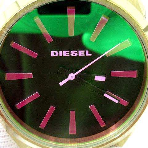 ディーゼル DIESEL ボーイズ クォーツ 腕時計 DZ-5544 ピラミッド