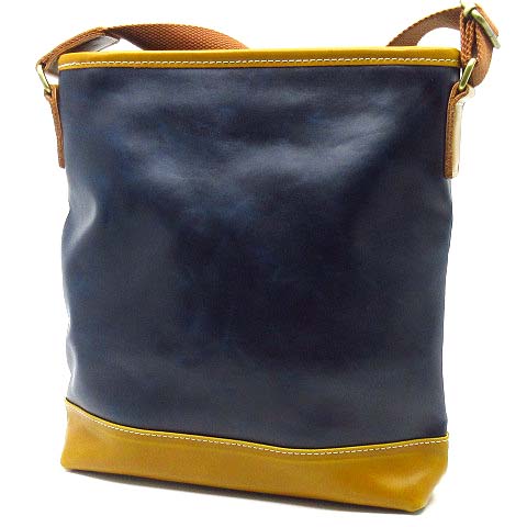 レザー ショルダーバッグ クロスボディ 斜め掛け ネイビー キャメル 美  