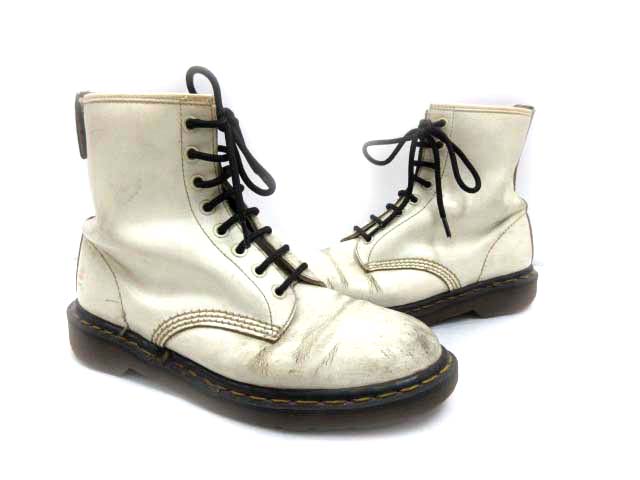 イングランド製ドクターマーチン8ホールホワイト‼️