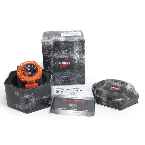 【美品 箱つき】G-SHOCK GA-2200M-4AJF Casio G-Shock GA-2200M-4A Carbon Core Guard Analog Digital