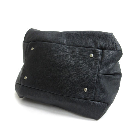 ヴィヴィアンウエストウッド Vivienne Westwood オーブ レザー