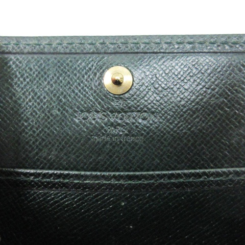 LOUIS VUITTON ケース M30384 グリーン LOUIS VUITTON ルイヴィトン
