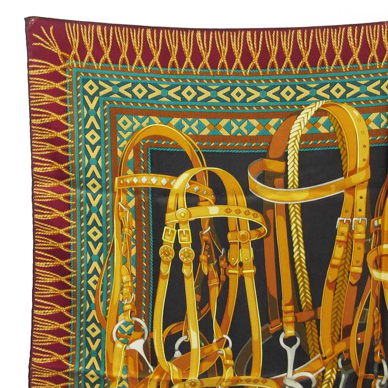 GUCCI ベルト模様 シルクスカーフ