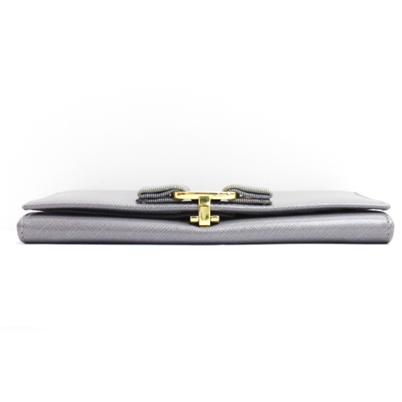 サルヴァトーレフェラガモ Salvatore Ferragamo ヴァラリボン 長財布 