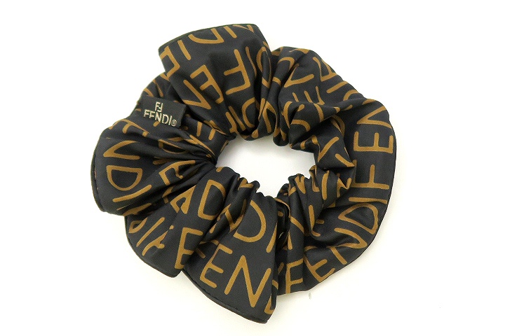 フェンディ Fendi ロゴ柄 髪留め シュシュ ヘアアクセサリー 019 ベクトルパーク
