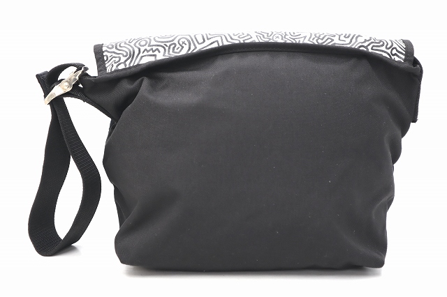 30周年記念 Manhattan Portage × Keith Haring マンハッタンポーテージ キースへリング コーデュラナイロン ビンテージ ミディアム メッセンジャーバッグ BLACK 黒 MP1606VJRKH 019-202207230014 | ベクトルパーク 30周年記念 Manhattan Portage × Keith Haring マンハッタンポーテージ キースへリング コーデュラナイロン ビンテージ ミディアム メッセンジャーバッグ BLACK 黒 MP1606VJRKH 019-202207230014 | ベクトルパーク