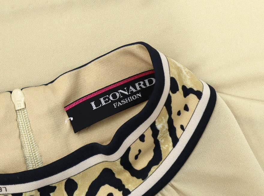レオナール LEONARD ハイネック ラインストーン レオパード切替 シャツ ブラウス L CREAMYELLOW(クリームイエロー) 春秋 レディース レオナール LEONARD ハイネック ラインストーン レオパード切替