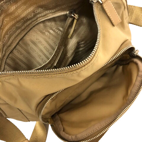 プラダ PRADA ショルダーバッグ ナイロン ベルト ワンポイント ライト  