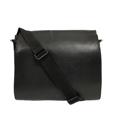 ルイヴィトン LOUIS VUITTON ヴィクトール タイガ ショルダーバッグ  