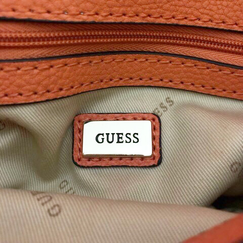 ゲス GUESS チェーンバッグ ショルダーバッグ キルティング ワン 