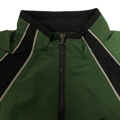 NIKE × オフホワイト ナイロンジャケット 新品 NIKE ナイキ エアジョーダン オフホワイト ナイロン