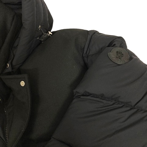 モンクレール／MONCLER 