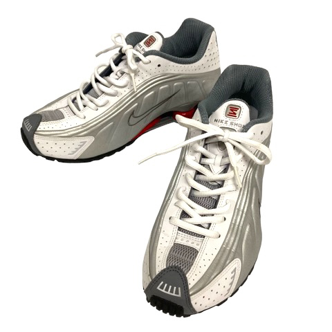 ナイキ NIKE bv1111-100 SHOX R4 METALLIC SILVER ショックス R4 