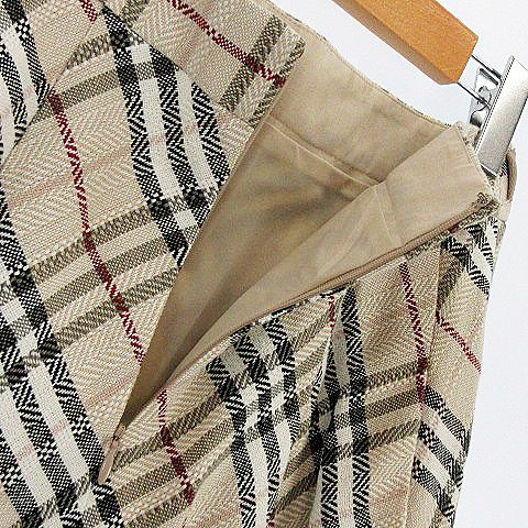バーバリーブルーレーベル　フレアスカートノバチェック　ベルト　ひざ丈　ベージュ バーバリーブルーレーベル BURBERRY BLUE LABEL フレア スカート