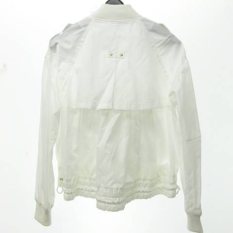 BURBERRY BLUE LABEL ホワイトジャケット バーバリーブルーレーベル BURBERRY BLUE LABEL ナイロン