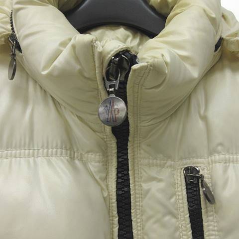 モンクレール MONCLER ERIC エリック ダウンジャケット フード格納 側  