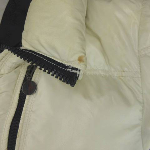 モンクレール MONCLER ERIC エリック ダウンジャケット フード格納 側  