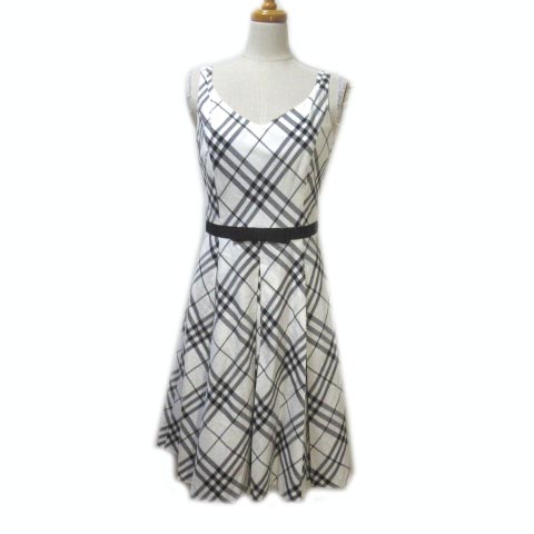 バーバリーブルーレーベル BURBERRY BLUE LABEL ワンピース 白 ひざ丈 