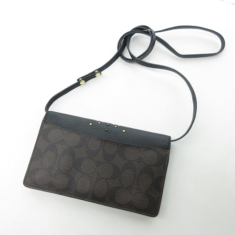 COACH スタッズ装飾の黒ショルダーバッグレザー