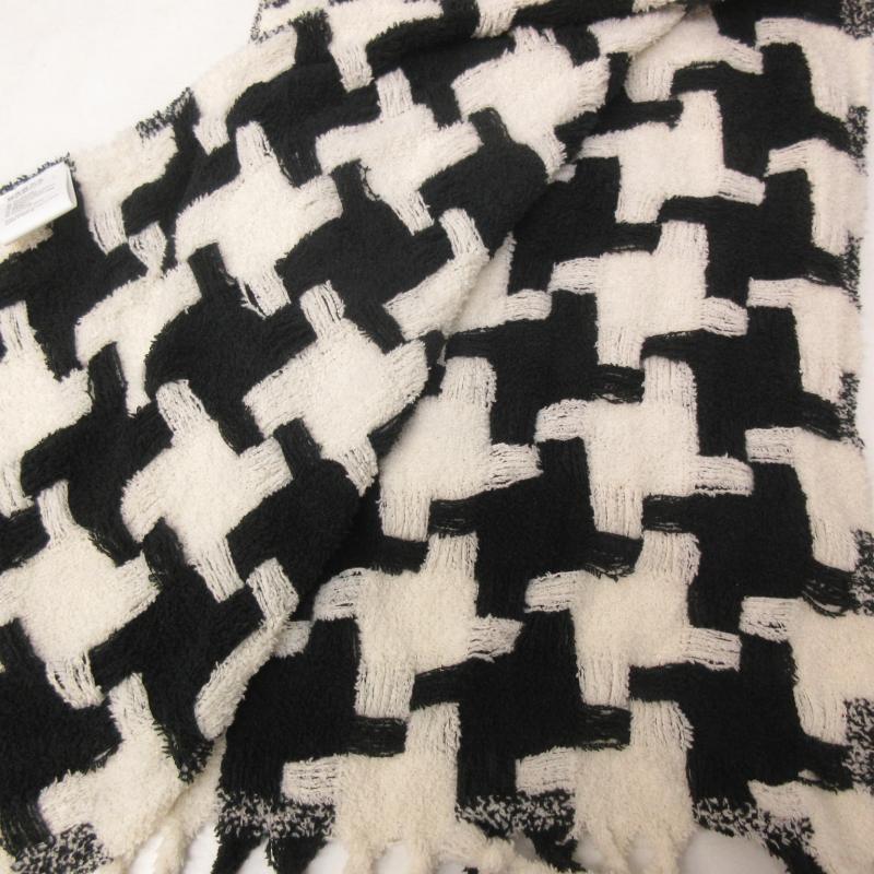 Acne studios マフラー　千鳥格子柄 アクネ ストゥディオズ Acne Studios マフラー ストール
