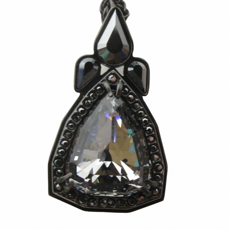 SWAROVSKI　スワロフスキー　ネックレス　ドロップ　雫　ラインストーン スワロフスキー SWAROVSKI 美品 ネックレス ペンダント ライン